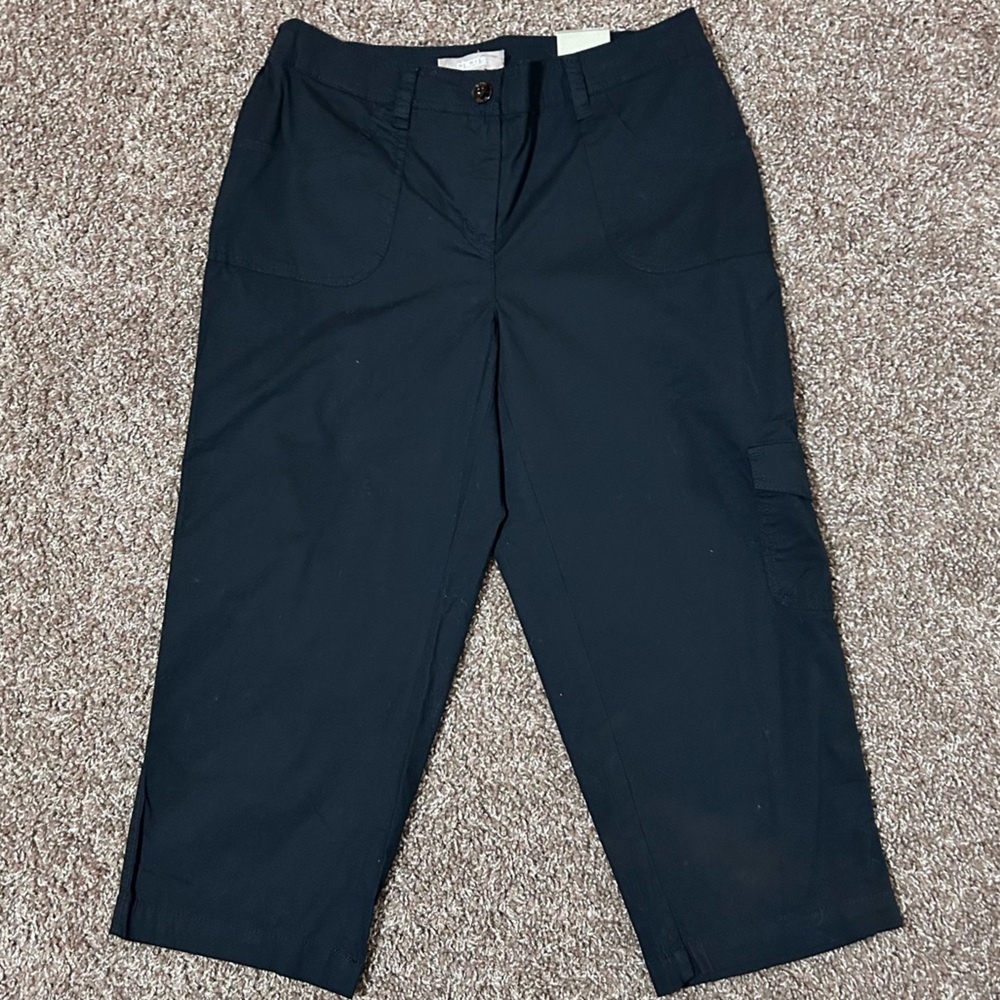 Chico’s Women’s Capris  Black Pants‎